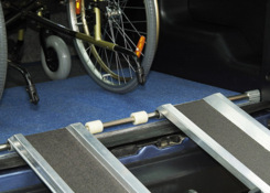 Auffahrrampe für Rollstuhl RAS-W2m 0,31t